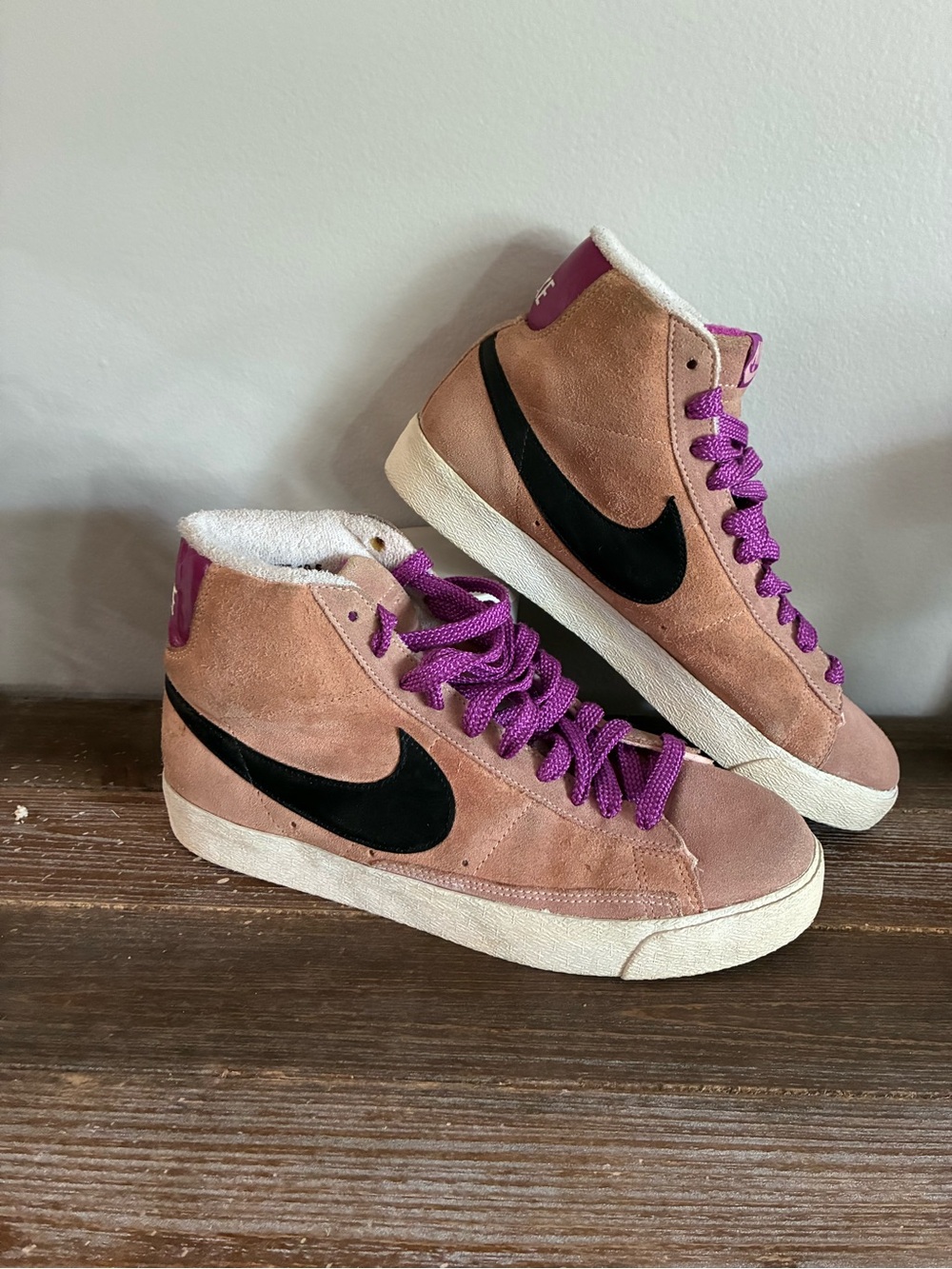 Nike Blazer Mid 73 “Miss Piggy” High Tops
